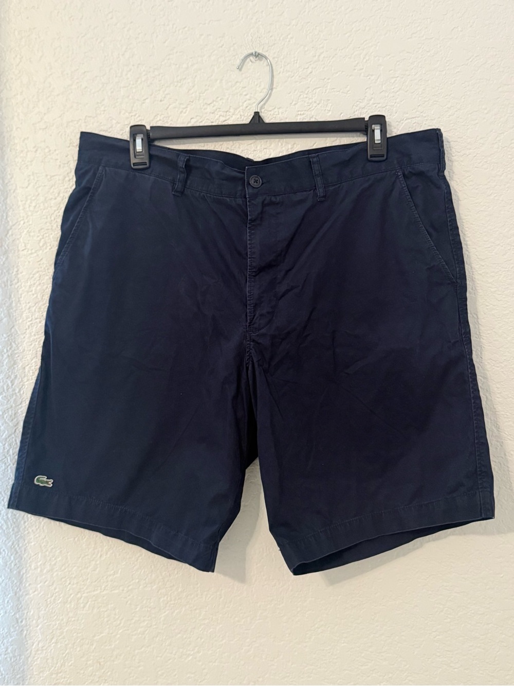 Vintage Lacoste Men’s Chino Shorts Navy Crocodile Logo Classic Taille 52/US 42